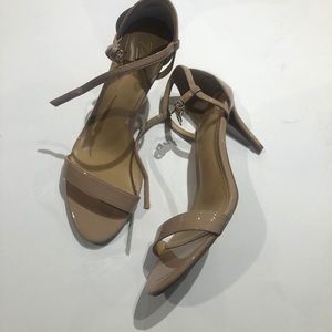Thalia Sodi Sarina strapy heels tan size 9